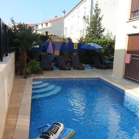 Villa Patricija-Apartmani Poreč Extérieur photo