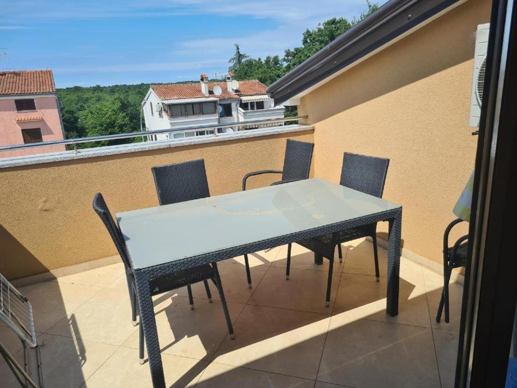 Villa Patricija-Apartmani Poreč Extérieur photo